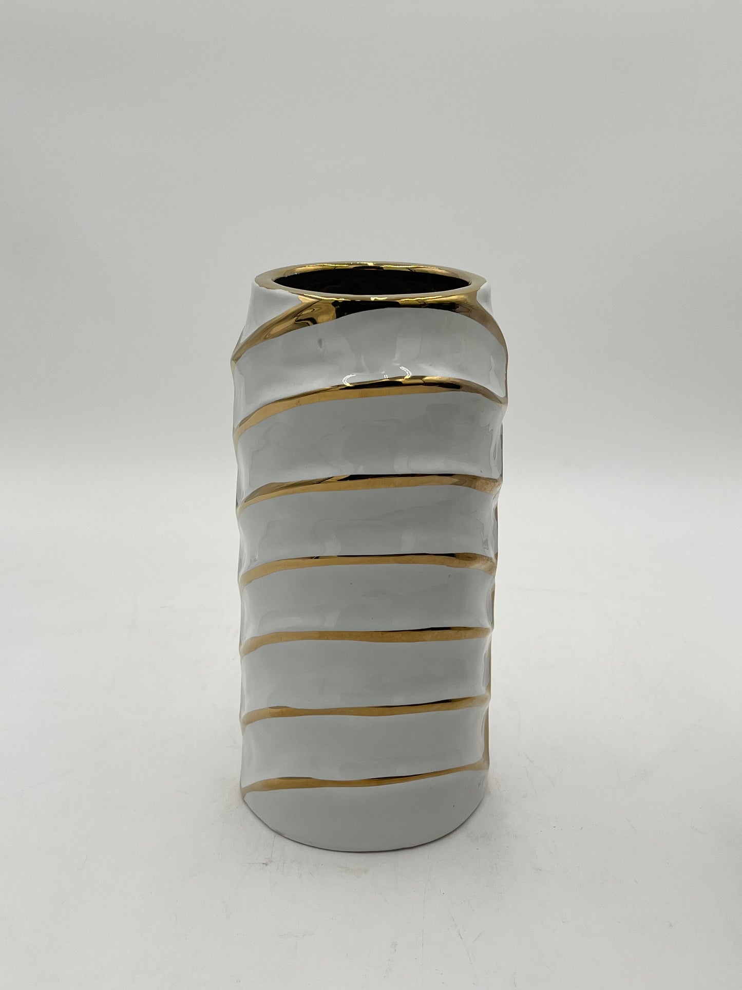 10 x 3 ceramic vases with a modern chevron design with gold accents in white, sold by floralsuppliespoint1.com