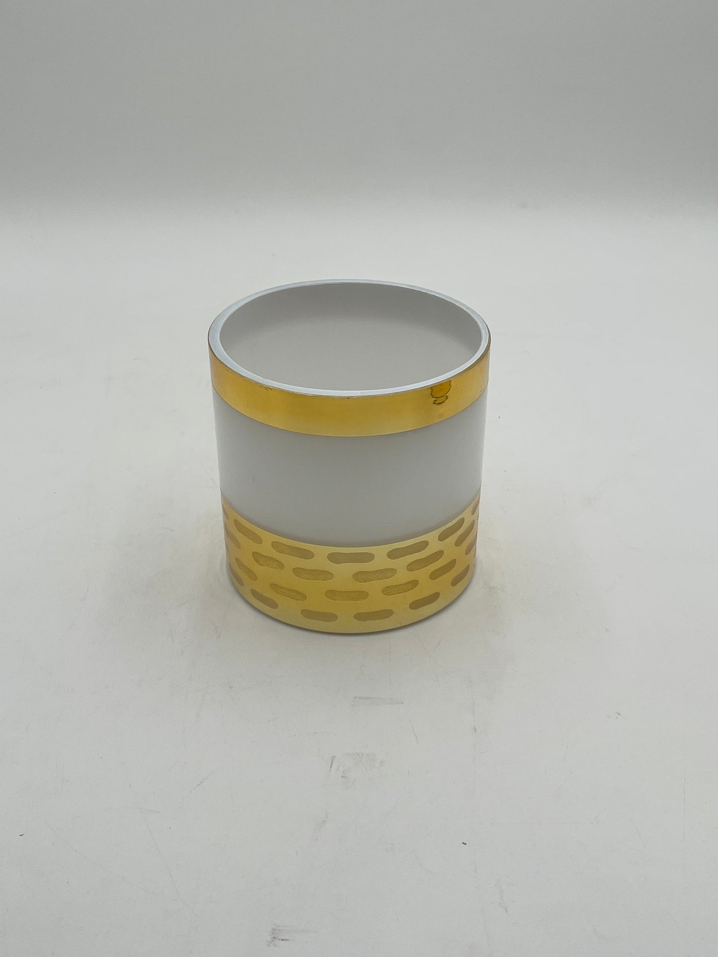 Lustrion Collection