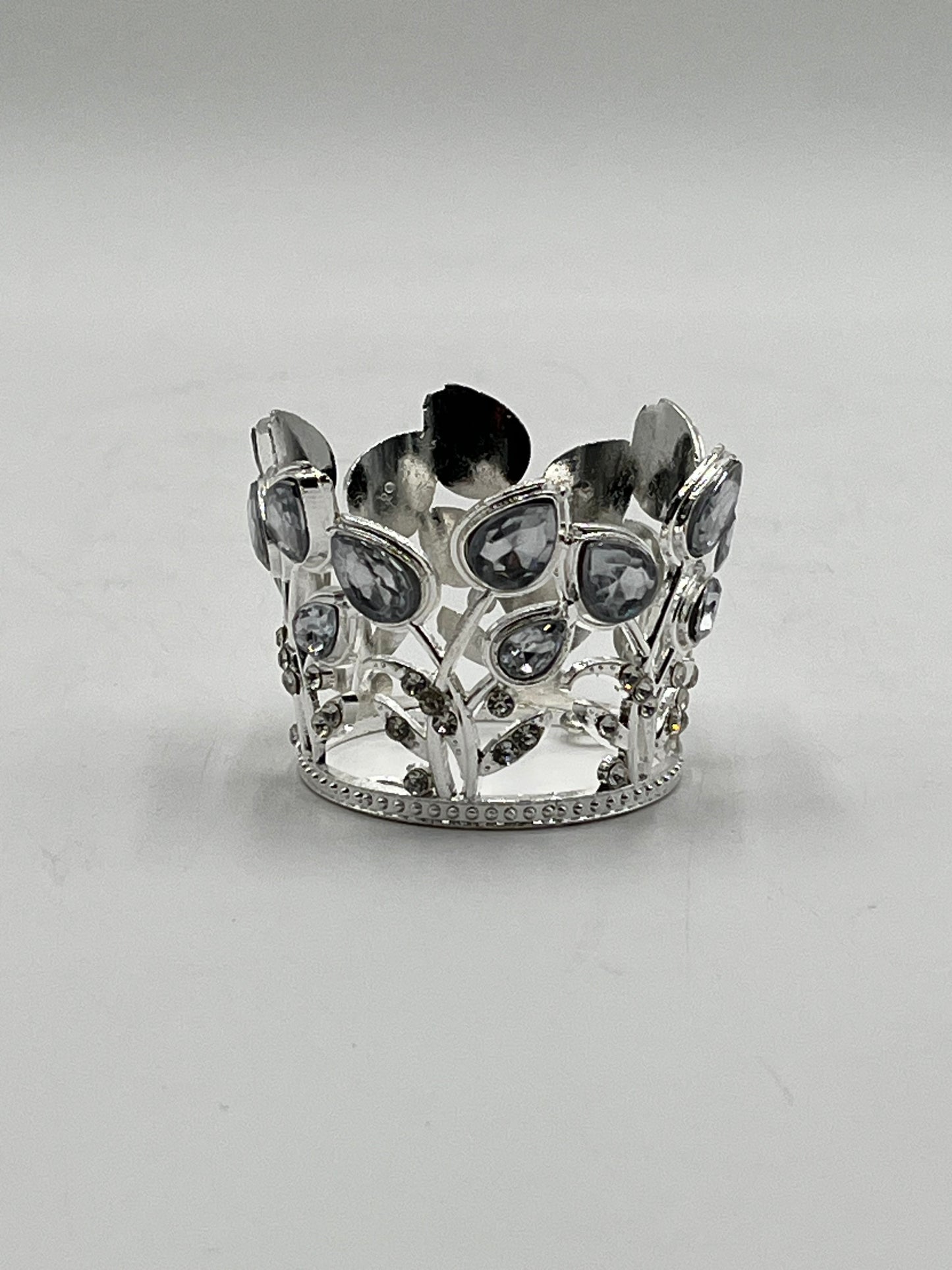 Mini decorative crown for floral arrangements, cakes- perfect for weddings, showers & crafts. Sold individually by floralsuppliespoint1.com