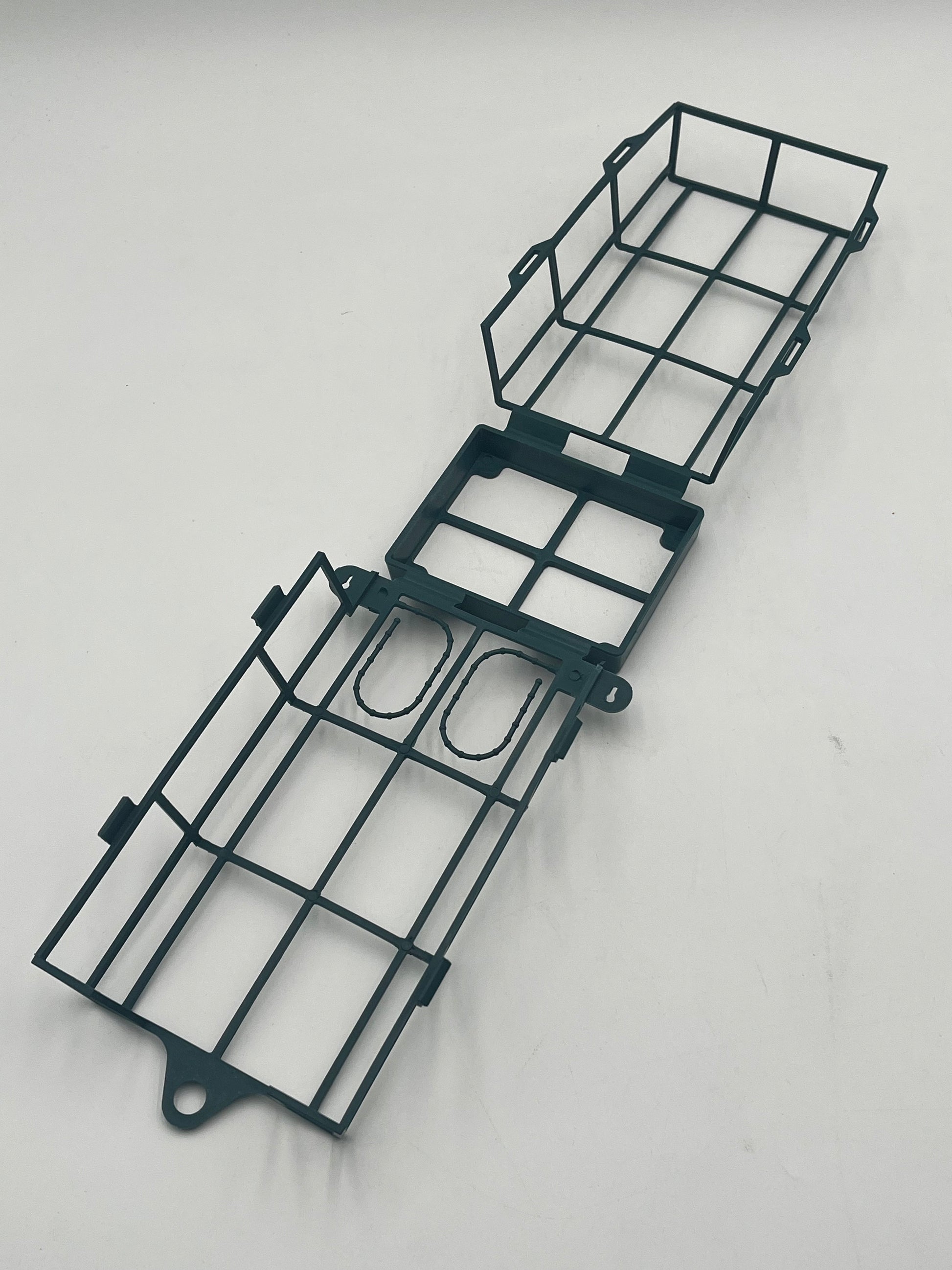 Floral foam cage holders 9x5x3, available with or without foam. Secure, reusable & ideal for professional floral arrangements. Sold by floralsuppliespoint1.com