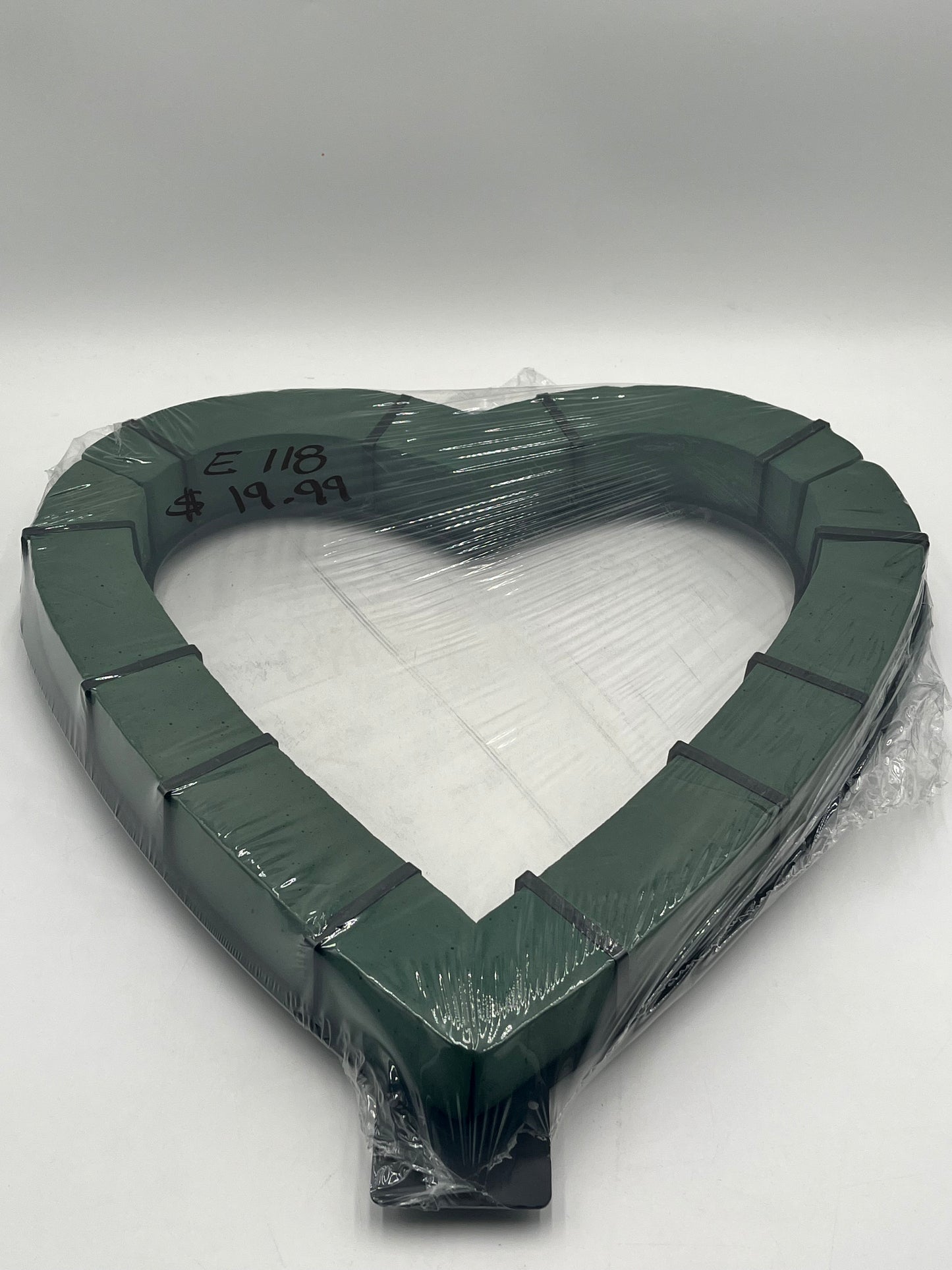 X-Large Floral Foam Heart Wreaths – Solid & Open Center, 18"x18"