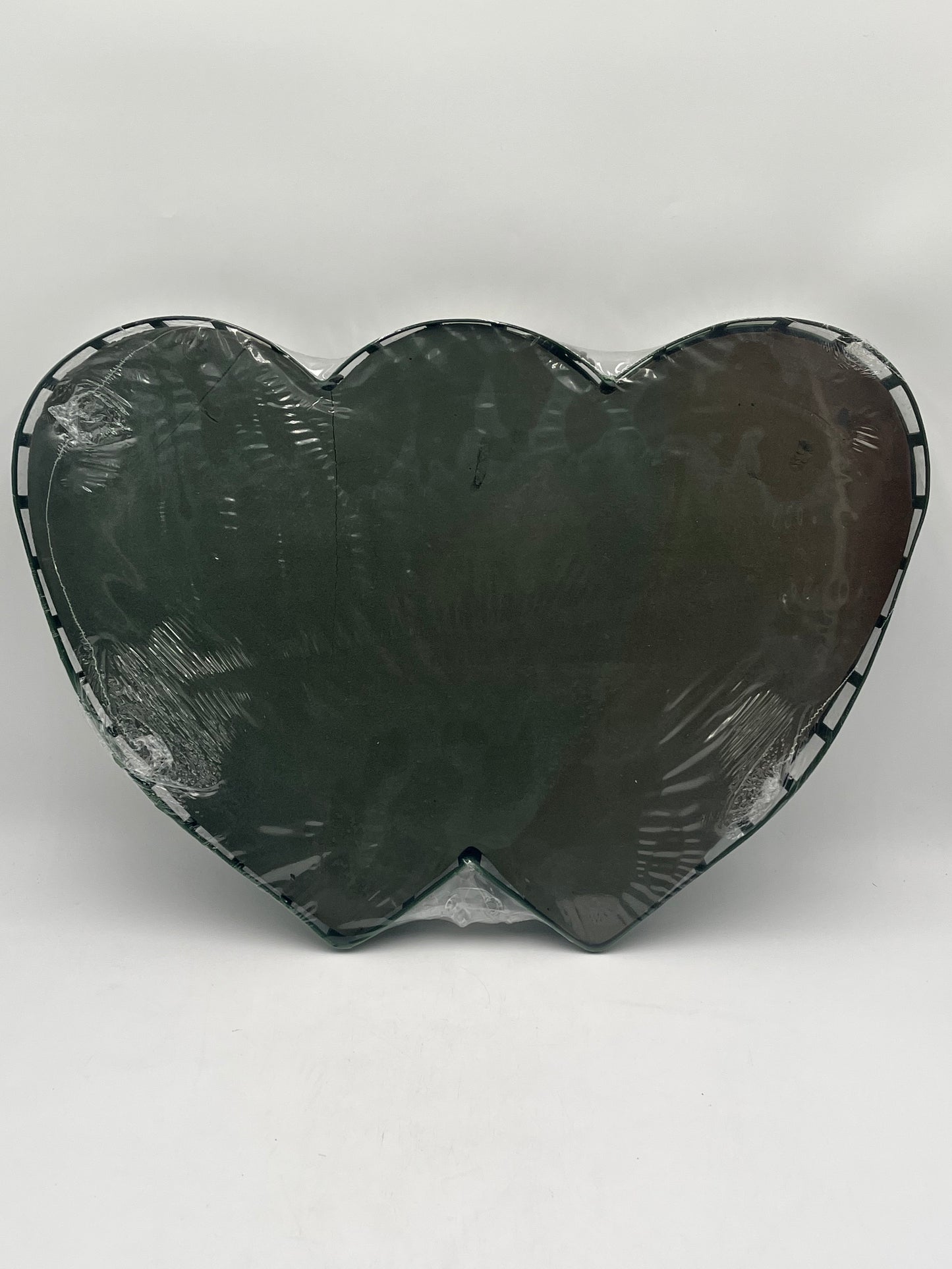 Double Heart Floral Foam Bases for tributes, weddings & crafts. Available Medium (13x18), Large (16x23) & X-Large(18x24) sizes. Sold by floralsuppliespoint1.com
