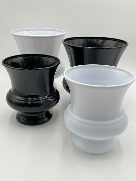 Elegant black & white plastic urns in medium (8x7) & large (10x8) sizes. Perfect for floral, memorial or décor. Sold by floralsuppliespoint1.com.