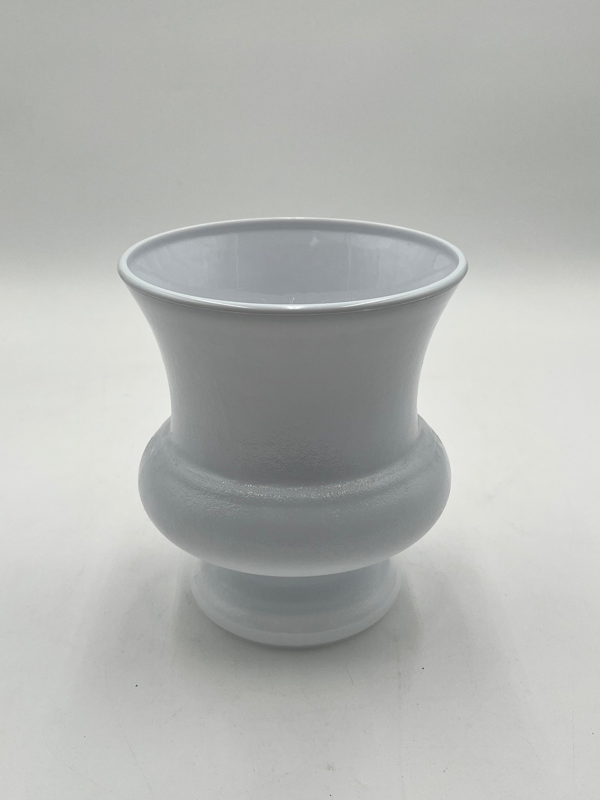 Elegant white plastic urn in medium 8x7 size. Perfect for floral, memorial or décor use. Sold by floralsuppliespoint1.com for $4.99 each.